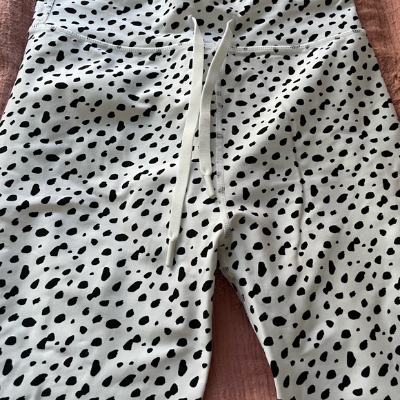 Whitefox X Sarah’s Day White Dalmatian Print Legging - Picture 3 of 6